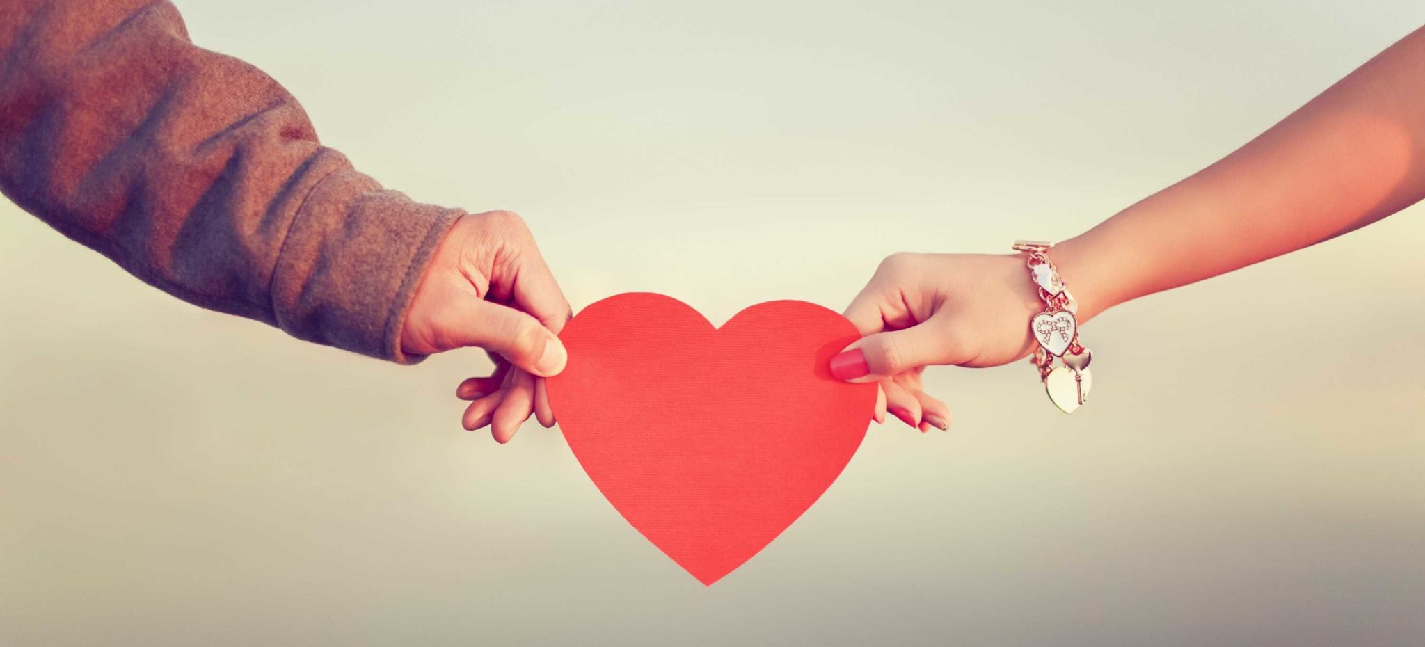 Comment créer une relation amoureuse idéale ? compatibilitedesprenoms.fr, découvrez comment